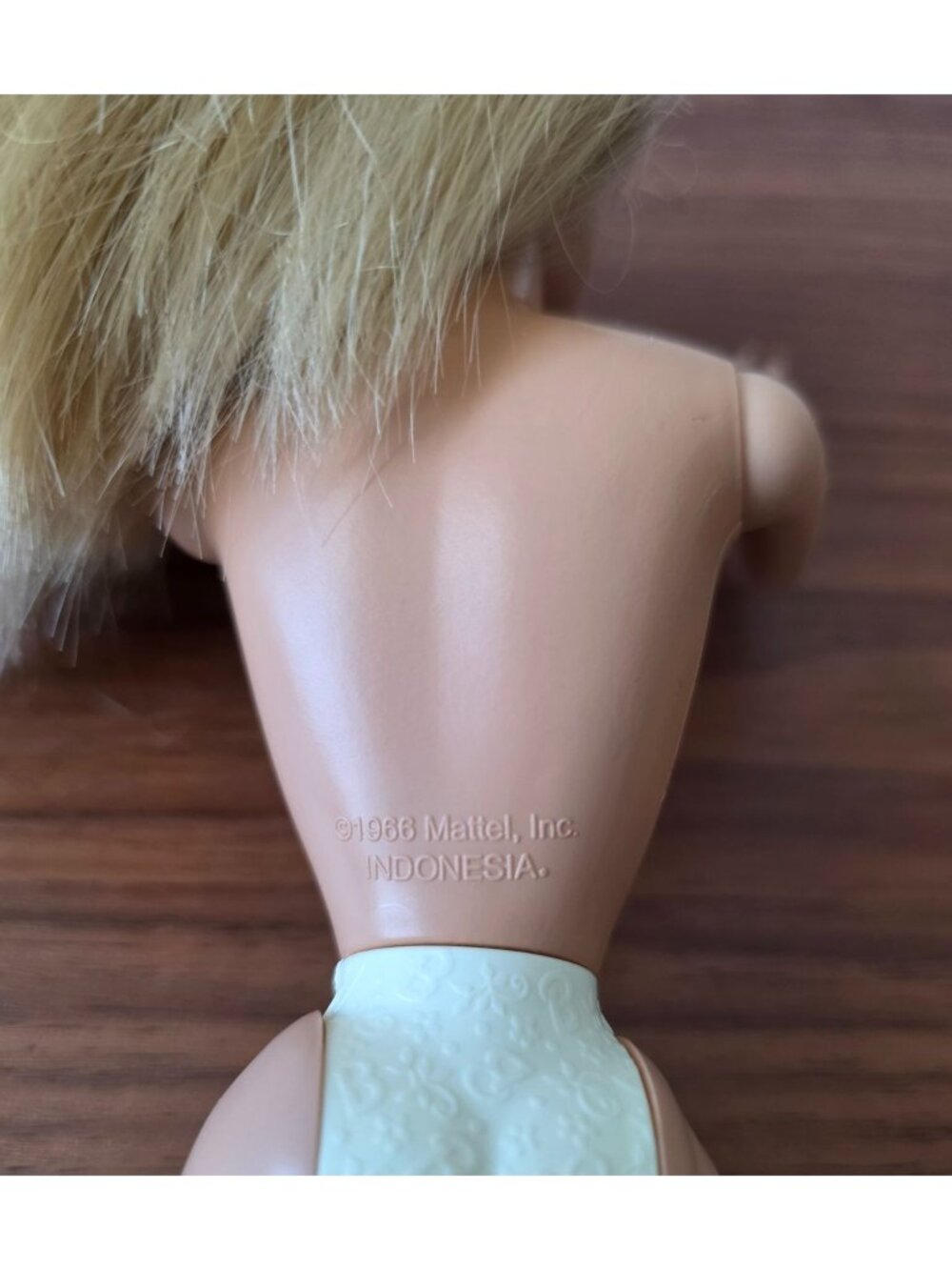 Vintage Mattel Barbie Nude Doll Blonde Hair w/ Bangs & Blue Eyes - Indonesia - Picture 9 of 11